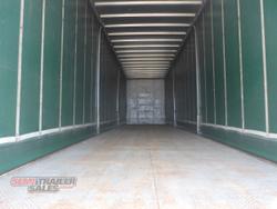 2013 Maxitrans 22 Pallet Curtainsider   