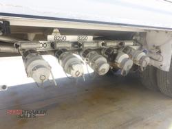 1994 Hockney Aluminium Tanker