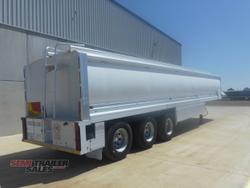 1994 Hockney Aluminium Tanker