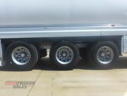 1994 Hockney Aluminium Tanker