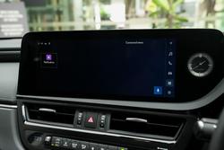 2025 Lexus ES 300h Luxury AXZH10R White