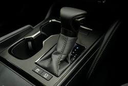 2025 Lexus ES 300h Luxury AXZH10R White