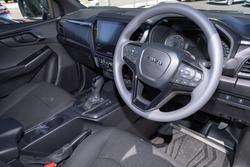 2025 Isuzu D-MAX X-RIDER