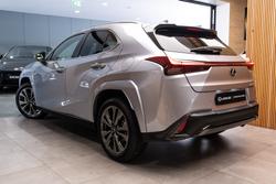 2025 Lexus UX300h F Sport 2WD