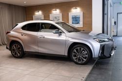 2025 Lexus UX300h F Sport 2WD