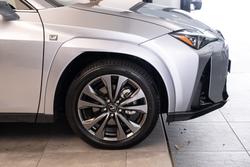 2025 Lexus UX300h F Sport 2WD