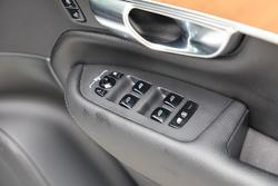 2022 Volvo
XC90 B6 Inscription