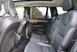 2022 Volvo
XC90 B6 Inscription
