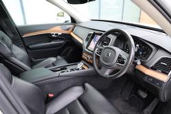 2022 Volvo
XC90 B6 Inscription