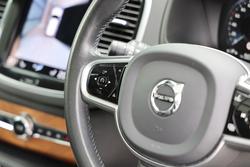 2022 Volvo
XC90 B6 Inscription