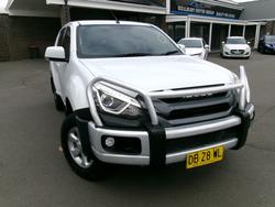 2021 ISUZU MU-X LS-M (4x4)