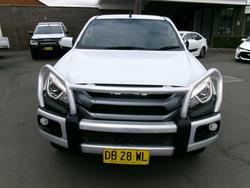 2021 ISUZU MU-X LS-M (4x4)