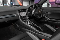 2013 Porsche 911 Carrera 4