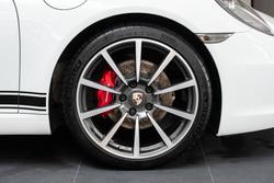 2013 Porsche 911 Carrera 4