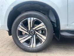 2025 Isuzu MU-X LS-T MY25.5 Mineral White