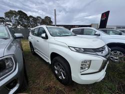 2024 MITSUBISHI Pajero Sport GLX