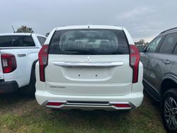 2024 MITSUBISHI Pajero Sport GLX