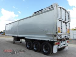 2001 Maxitrans Compactor Trailer