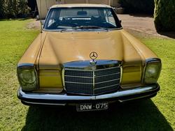 1973 MERCEDES BENZ 280CE  W114 COUPE ICON GOLD METALLIC