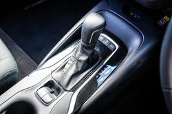 2025 Toyota COROLLA SX