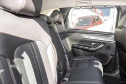 2025 Mazda
                CX-90 D50e GT