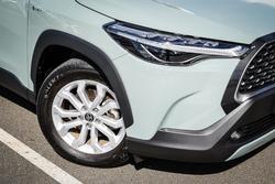 2025 Toyota Corolla Cross Hybrid GXL