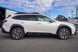 2025 Subaru Outback AWD Touring XT