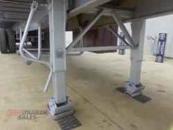 2013 Krueger 22 Pallet Flat Top