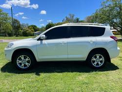2011 TOYOTA RAV4 CV