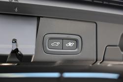 2024 Volvo
XC60 Recharge T8 Black Edition Plug-In Hybrid