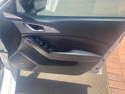 2016 MAZDA MAZDA3 SP25 ASTINA