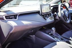 2025 Toyota COROLLA SX