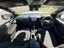 2025 Isuzu D-MAX X-RIDER