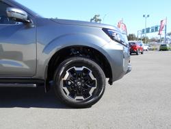 2025 Nissan Navara ST-X