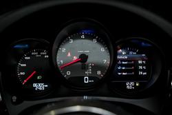 2016 Porsche
Macan S