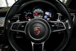 2016 Porsche
Macan S