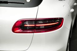 2016 Porsche
Macan S