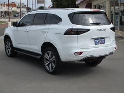 2023 Isuzu MU-X LS-T MY23 White