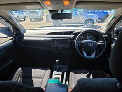 2021 Toyota Hilux SR White