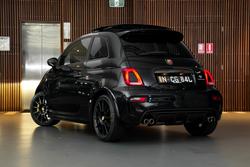 2022 Abarth 695 Competizione