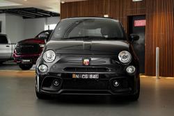 2022 Abarth 695 Competizione