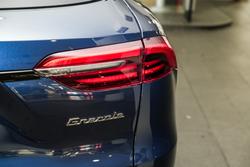 2025 Maserati
Grecale