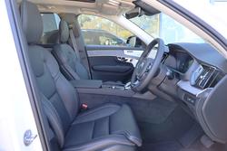 2025 Volvo
XC90 Ultra T8 Plug-In Hybrid