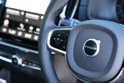 2025 Volvo
XC90 Ultra T8 Plug-In Hybrid
