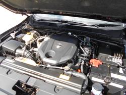 2025 Nissan Navara ST-X