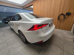 2018 Lexus IS300 Luxury 2.0L Turbo Automatic Sedan