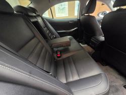 2018 Lexus IS300 Luxury 2.0L Turbo Automatic Sedan