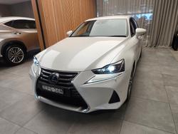 2018 Lexus IS300 Luxury 2.0L Turbo Automatic Sedan