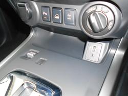 2025 Nissan Navara ST