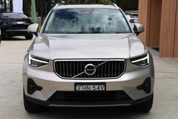 2023 Volvo XC40 Ultimate B4 Bright